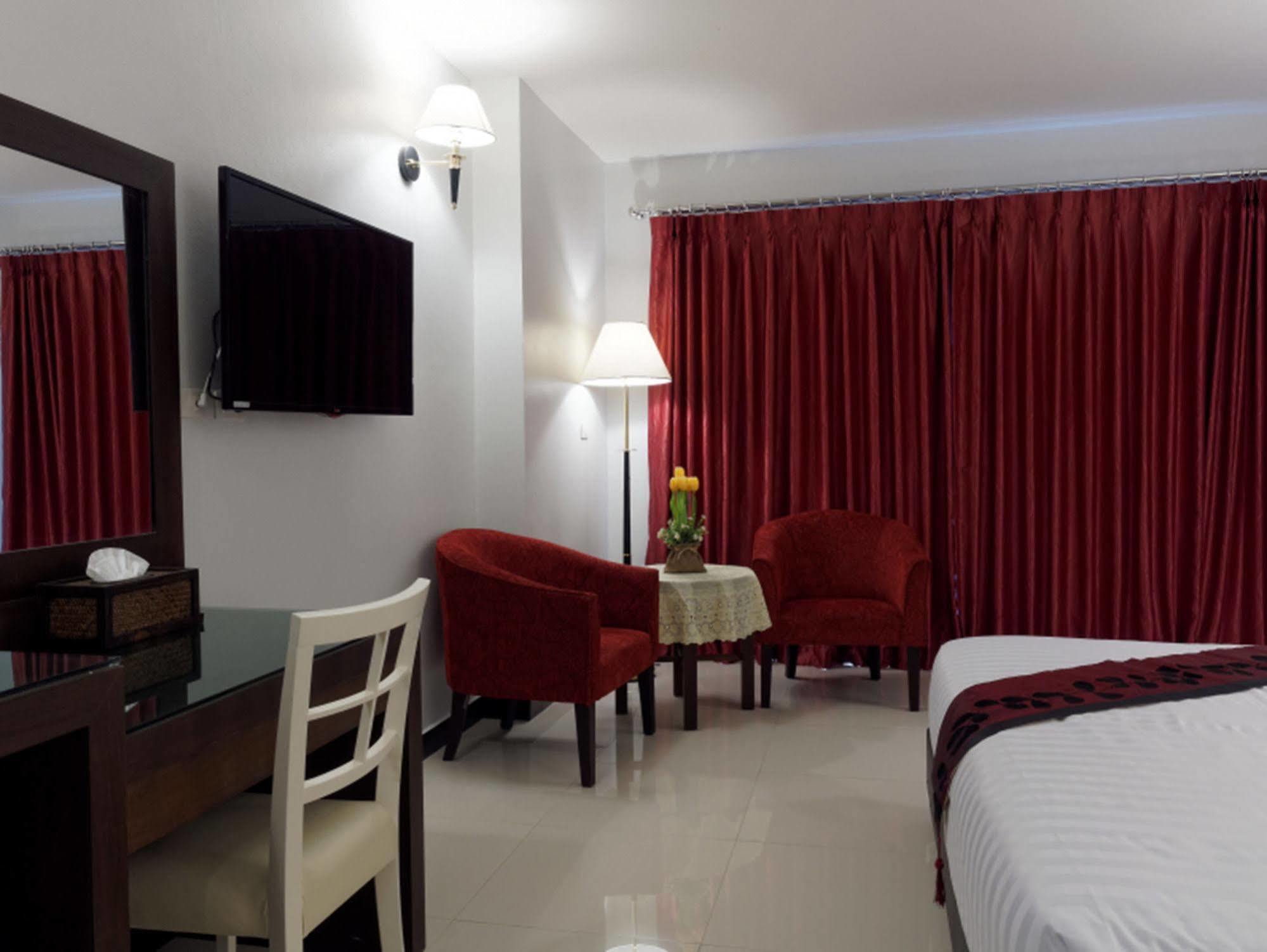Pattaya Blue Sky Hotell Eksteriør bilde